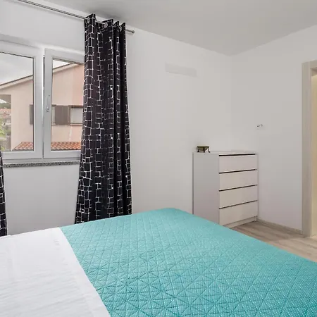 Apartman Gorgeous In Pobri With Wifi